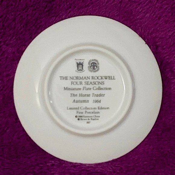 567 The Horse Trader - Norman Rockwell Four Seasons Miniature Plate Collection - Picture 2 of 5